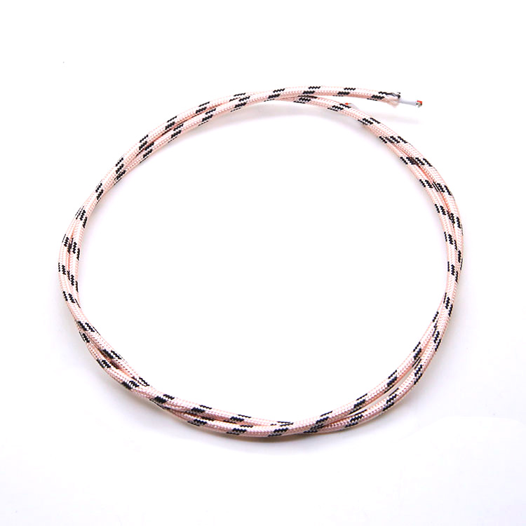 數(shù)據(jù)線(xiàn)連接線(xiàn)